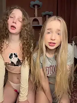 Stripchat Watch Live Sex Cams of -teenytiny-