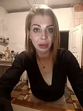 Stripchat Live Porn of Scromnica69