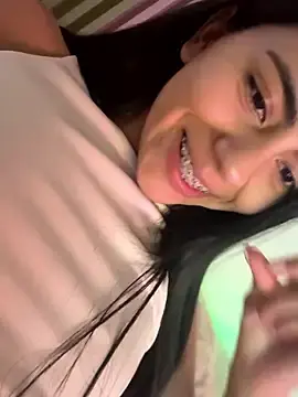 Stripchat Nude Webcam of Lilybeeth