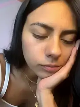 Stripchat Free Porn Cam of Lilybeeth