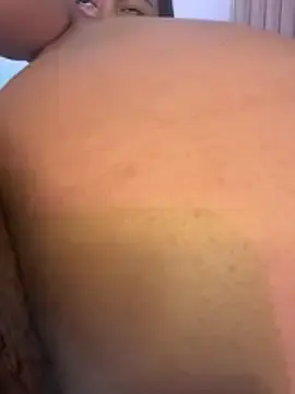 Stripchat Free Porn Cam of Lilybeeth