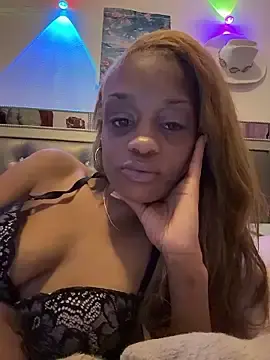 Stripchat Live Sex Cam of Angelbunnyy