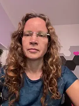 AnnikaRose from stripchat