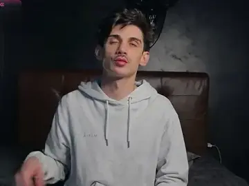 DanielCrush1 from stripchat