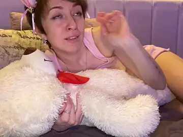 Stripchat Live Sex Cam of daniellia_