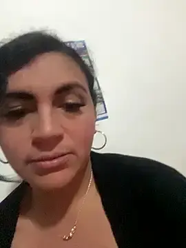 sophie-honey from stripchat