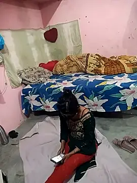 Stripchat Free Live Porn of Desipari_777