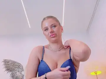 Stripchat Best live sex cam show of Vika_Fever