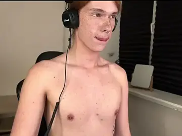 Stripchat Free Porn Cam of carthylovvve