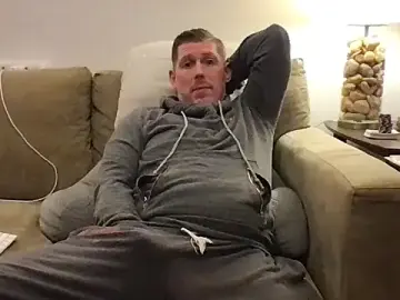 Stripchat Live Sex Cam of God_Of_ThundeRR