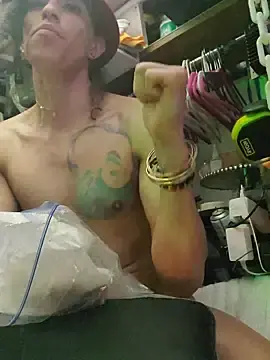 Stripchat Nude Webcam of gurlnips