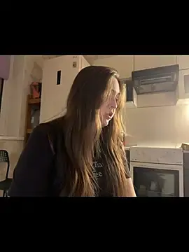 Stripchat Sex Cam of Charming_hamster_