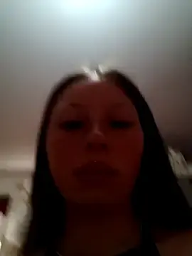 Stripchat Sex Cam of _mery_23