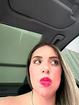 Stripchat Adult Webcam of Alirawrz