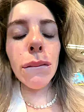 Stripchat Sex Chat of Alirawrz