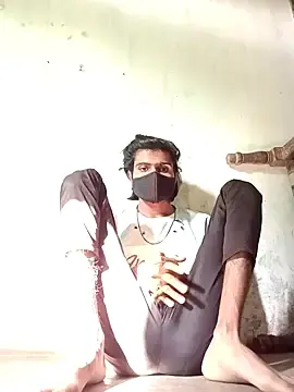 Yash_Sharma18 from stripchat