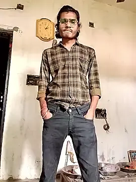 Stripchat Free Porn Cam of Yash_Sharma18