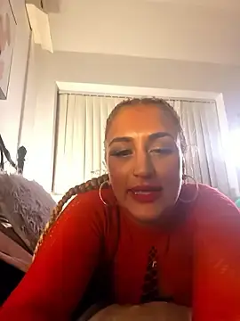 Stripchat Private Sex Chat of KiraBestxo