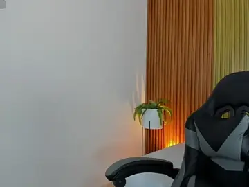 Stripchat Live Sex of lia_sexx19