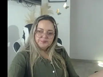 Stripchat Free Live Porn of samy_vsn