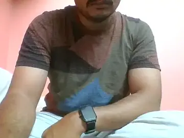 Stripchat Live Sex Cam of naughtymike0007