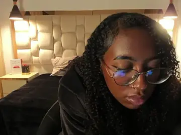 Qeen_blackk from stripchat