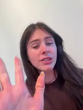 Stripchat Free Live Porn of aus_queen