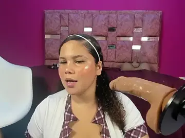 Stripchat Watch Live Sex Cams of zoee_lovv