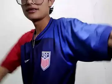 Stripchat Best Webcam of SantiagoRusso18