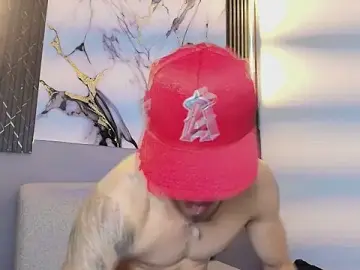 Stripchat Free Live Porn of DAVIN_01