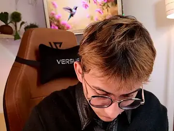 Stripchat Free Porn Cam of Mr_evan1