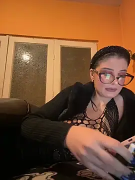 Stripchat Sex Cam of SirenLisa69