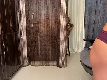 Stripchat Adult Webcams of YoursSuku