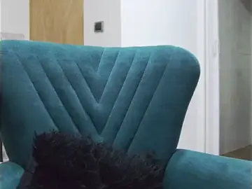 Stripchat Live Sex Cam of Nicki_Saenz