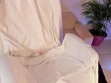 Stripchat Nude Webcam of Hannah_Jonhson