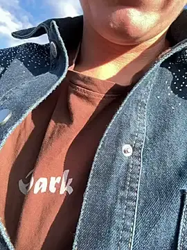 Stripchat Watch Live Sex Cams of Manolya3434