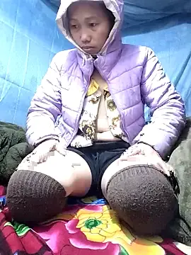 PhamPm70 from stripchat