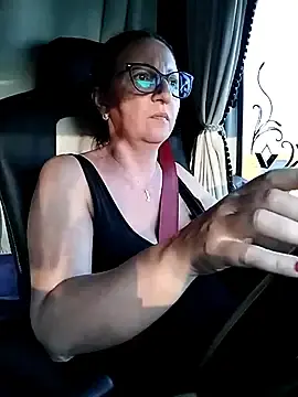 Stripchat Free Porn Cam of Milfa_nimfomana