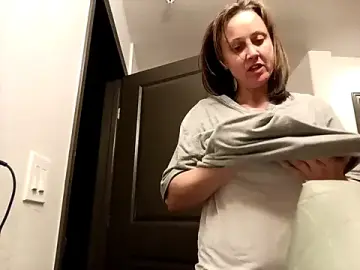 SexyB214 from stripchat