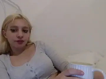 Stripchat Sex Cam of bellefleurrr