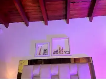 Stripchat Sex Cam of emmy_r