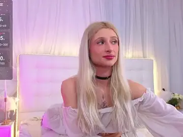 Monica_Leen from stripchat