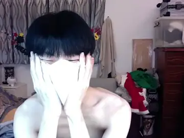 Stripchat Live Sex of kai101010