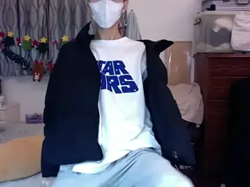 Stripchat Live Sex of kai101010