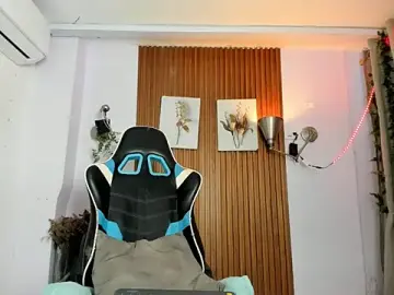 Stripchat Nude Webcam of David_niet