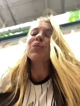 Stripchat Sex Chat of Sweet___Emily