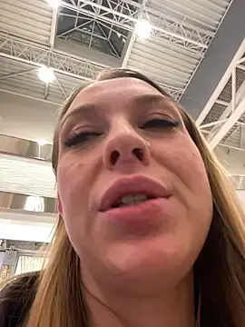 Stripchat Adult Webcams of Sweet___Emily