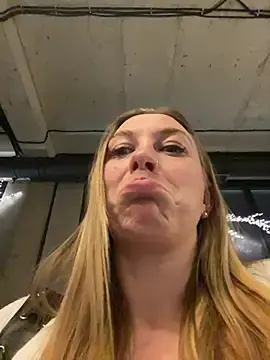 Stripchat Live Sex of Sweet___Emily