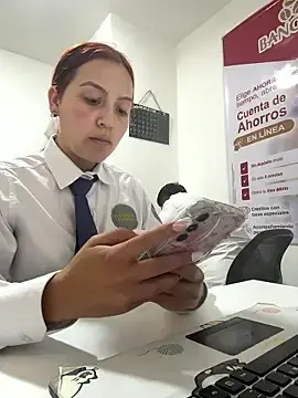 Stripchat Adult Video Chat of Emily-7_