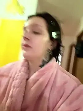 Stripchat Live Sex Cam of SweetMaisie